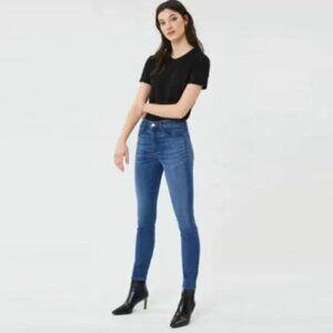 𝅺3X1 NYC High Rise Skinny Jeans. 25